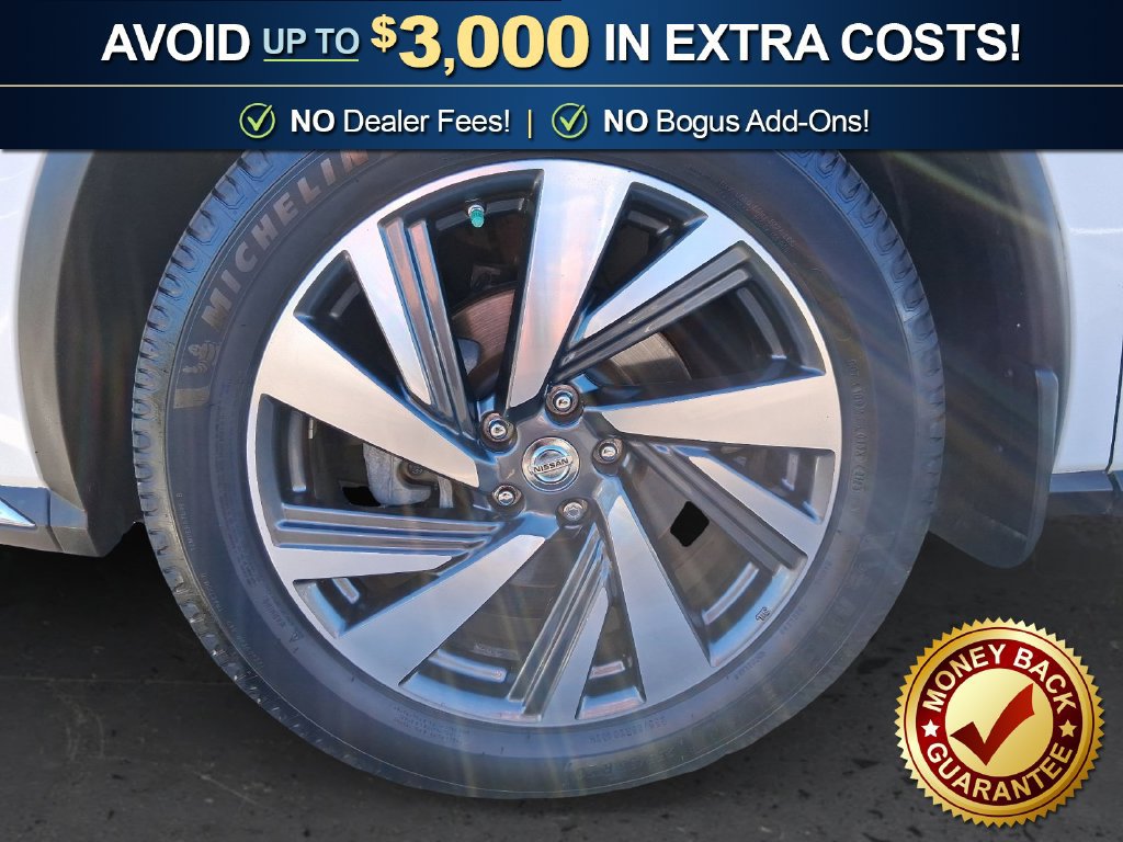 Used 2015 Nissan Murano Platinum w/ Platinum Technology Package FWD image 13