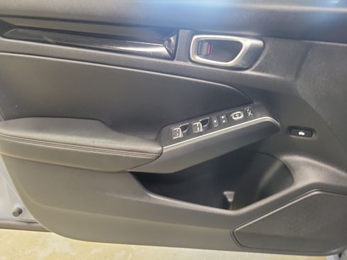 Used 2022 Honda Civic Touring image 20