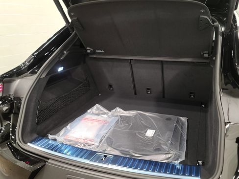 New 2026 Porsche Cayenne Coupe image 31