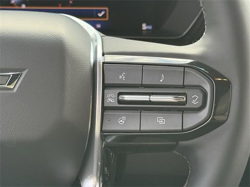 New 2026 Chevrolet Colorado ZR2 w/ Technology Package image 16