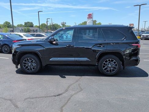 Certified 2025 Toyota Sequoia Platinum AWD/4WD image 4