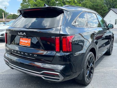 Used 2022 Kia Sorento SX FWD image 7