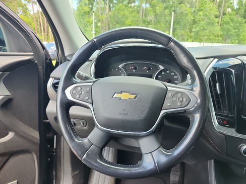 Used 2020 Chevrolet Traverse LT w/ LT Premium Package FWD image 10