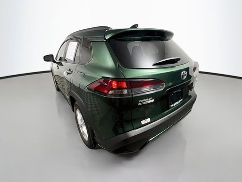 Used 2026 Toyota Corolla Cross LE FWD image 8