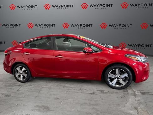 Used 2018 Kia Forte S w/ S Technology Plus Package FWD image 8