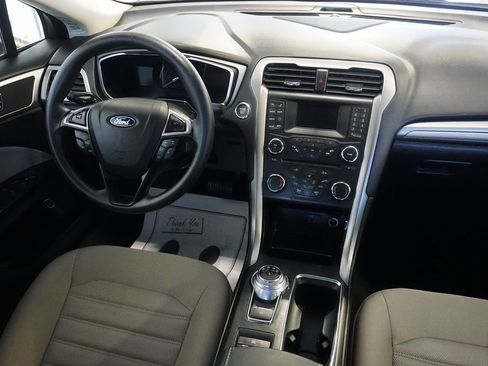 Used 2018 Ford Fusion S image 25