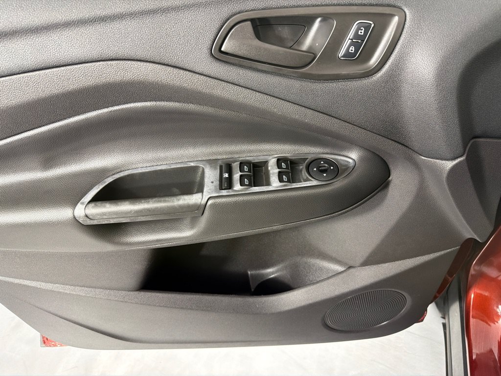 Used 2015 Ford Escape S FWD image 11