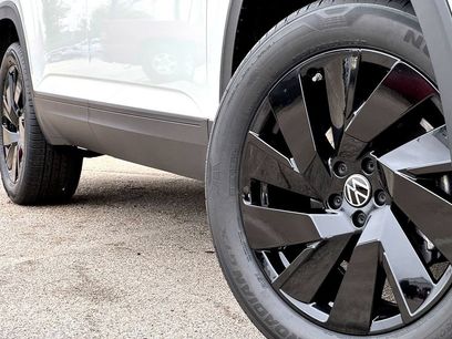 New 2026 Volkswagen Atlas SE