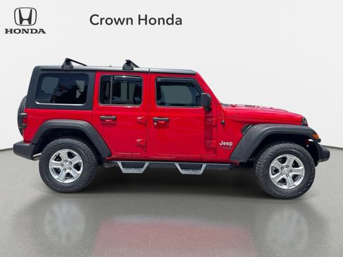 Used 2018 Jeep Wrangler Unlimited Sport S AWD/4WD image 6