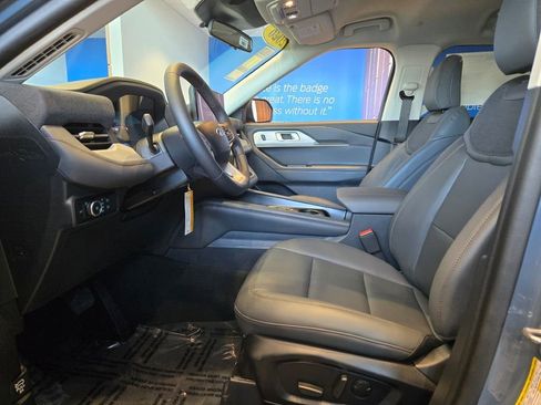 New 2026 Ford Explorer Active w/ Active Comfort Package image 23