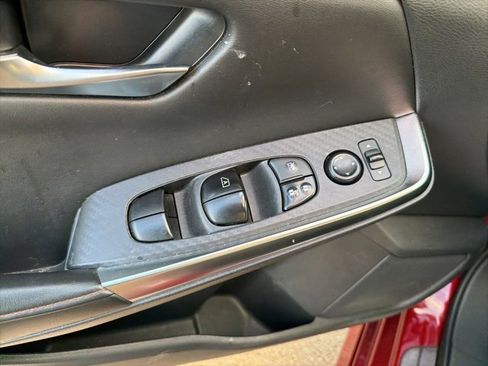 Used 2022 Nissan Sentra SR w/ Electronics Package image 9