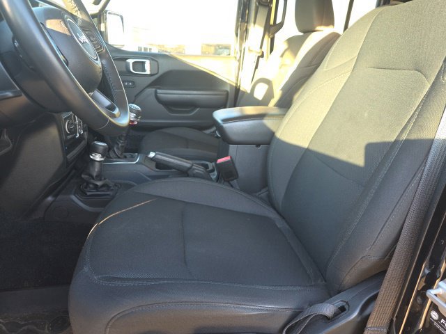 Used 2022 Jeep Gladiator Sport AWD/4WD image 9