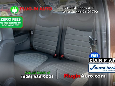 Used 2012 FIAT 500 Sport w/ Safety & Sound Pkg FWD image 8