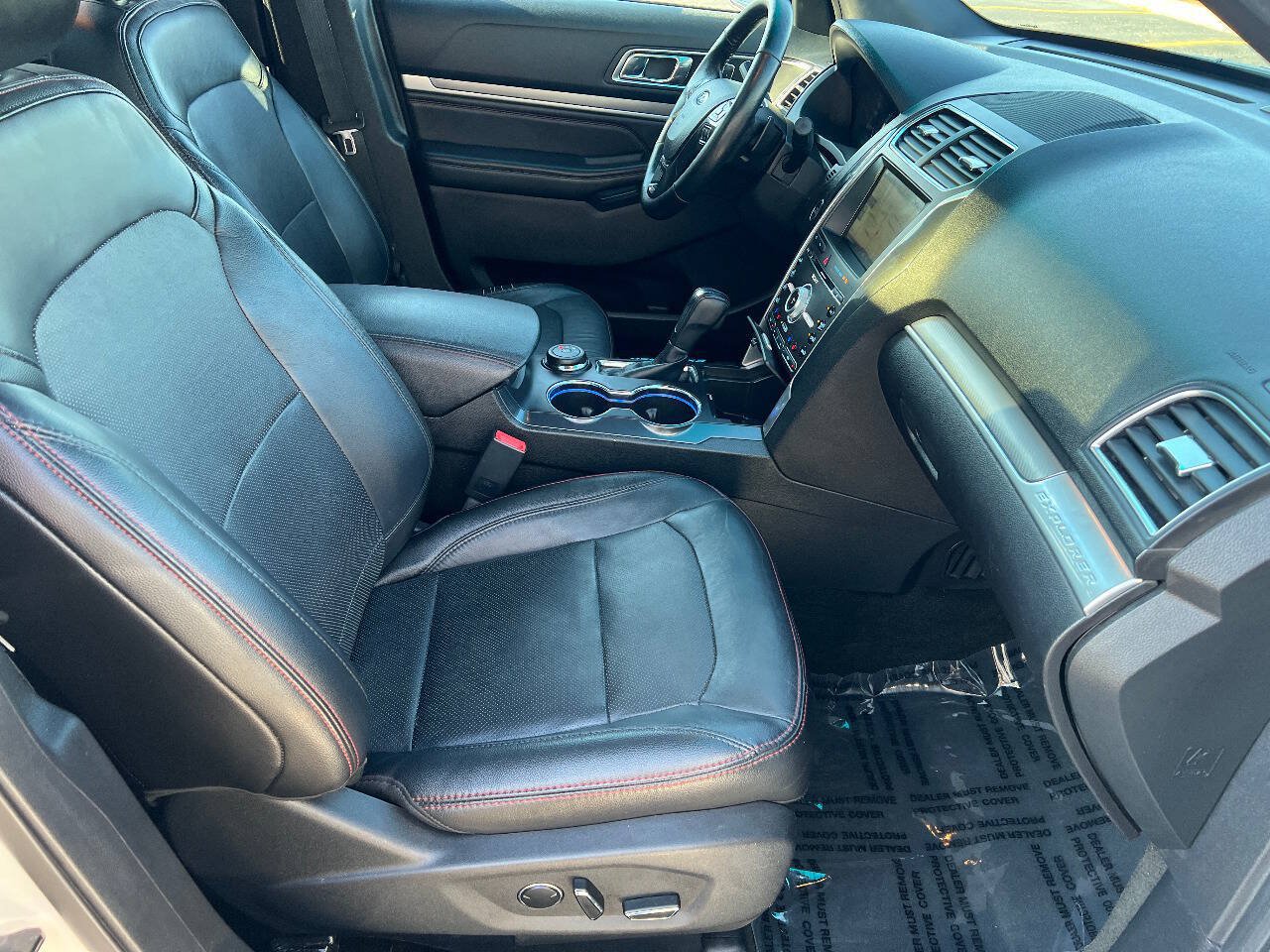 Used 2016 Ford Explorer Sport w/ Equipment Group 401A AWD/4WD image 29