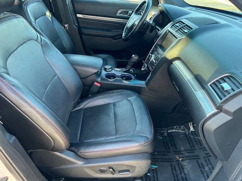 Used 2016 Ford Explorer Sport w/ Equipment Group 401A AWD/4WD image 29