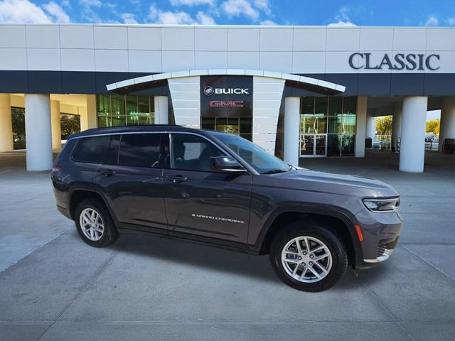Used 2024 Jeep Grand Cherokee L Laredo AWD/4WD image 9