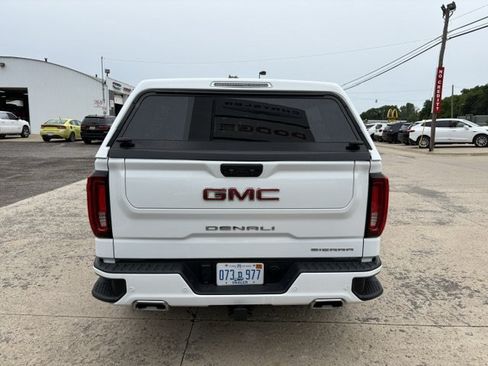 Used 2023 GMC Sierra 1500 Denali AWD/4WD image 5