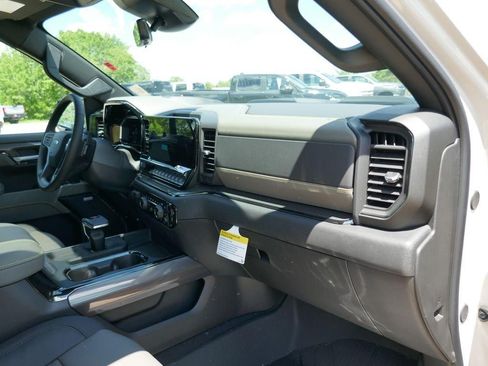 New 2026 Chevrolet Silverado 1500 ZR2 w/ Dark Appearance Package AWD/4WD image 15
