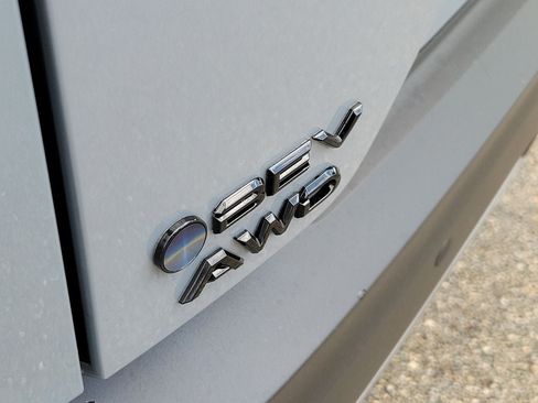 New 2026 Toyota C-HR AWD/4WD image 7
