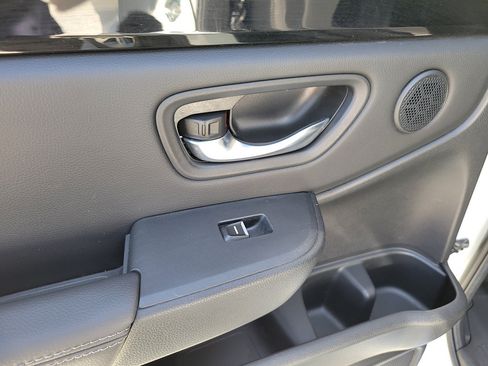 Used 2023 Honda Pilot EX-L image 14