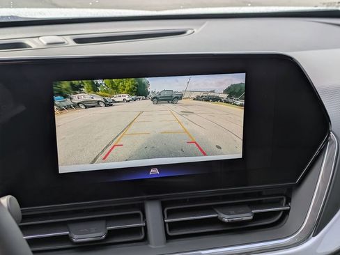 New 2026 Chevrolet Trax LT w/ Driver Confidence Package image 23