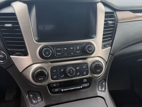 Used 2020 GMC Yukon XL Denali AWD/4WD image 15