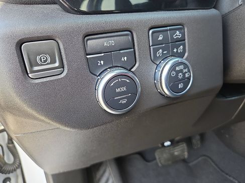 Certified 2023 GMC Sierra 1500 SLT w/ SLT Premium Package AWD/4WD image 11