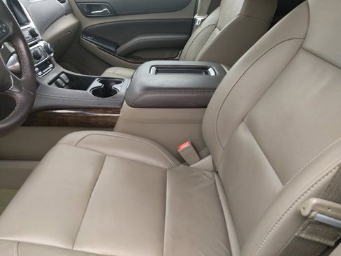 Used 2016 Chevrolet Tahoe LT image 17