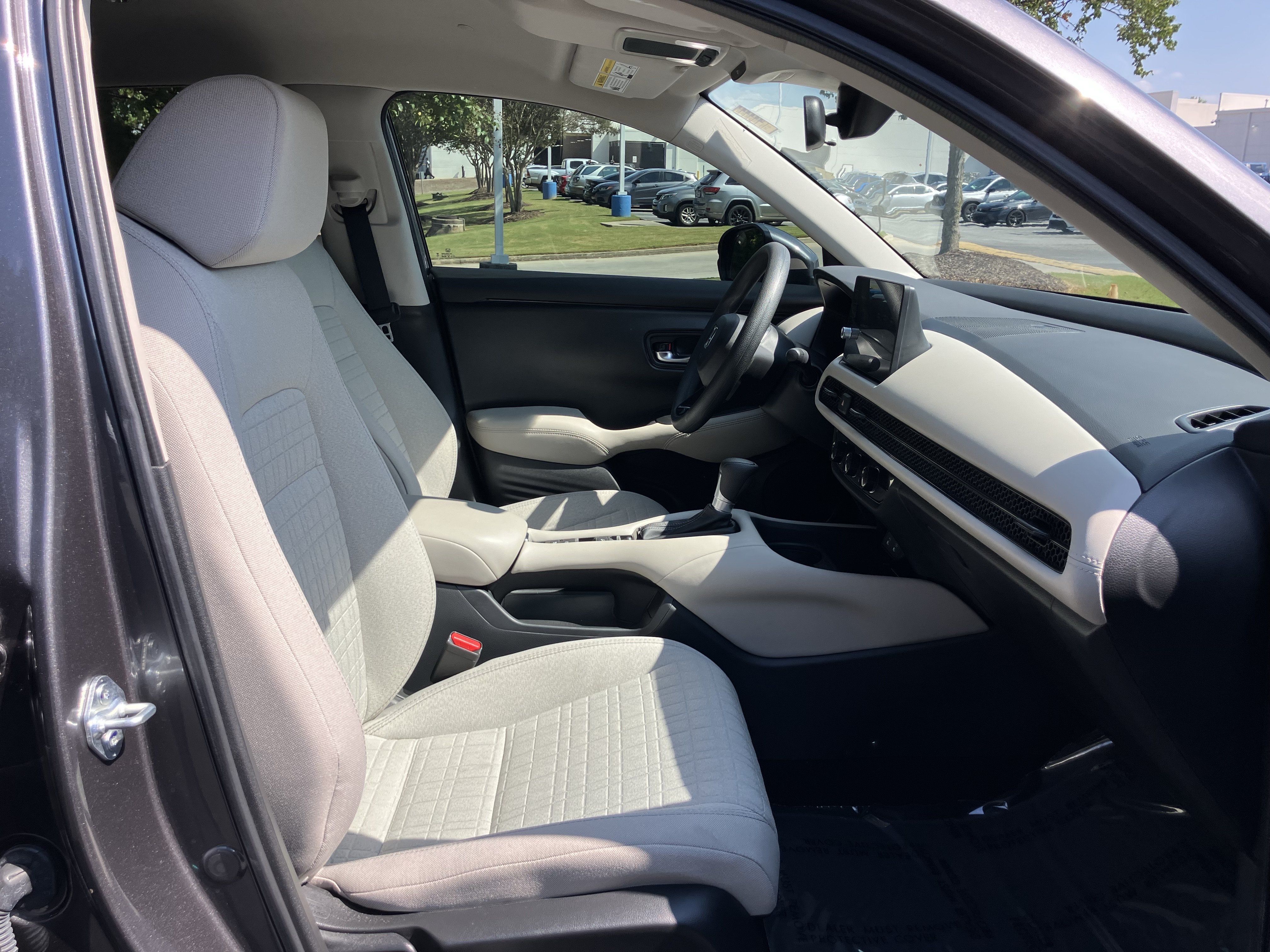 Certified 2026 Honda HR-V LX image 35
