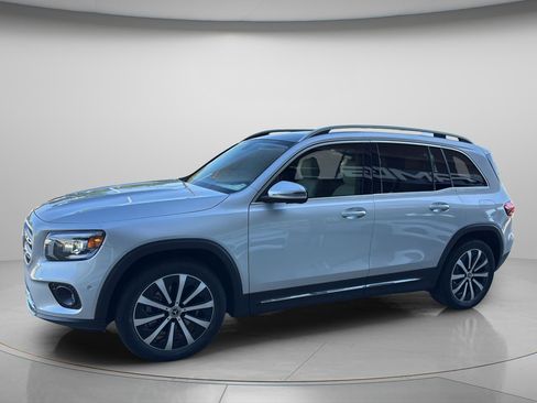 Certified 2020 Mercedes-Benz GLB 250 image 2