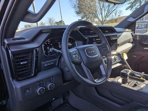 New 2026 GMC Sierra 1500 AT4 w/ Technology Package image 9