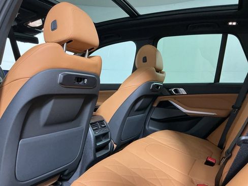 New 2026 BMW X5 xDrive40i w/ M Sport Package image 25