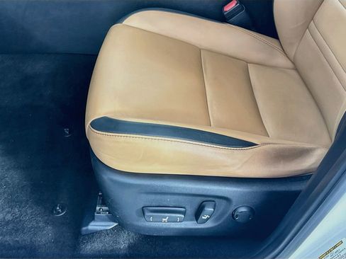Used 2016 Lexus NX 200t FWD image 23