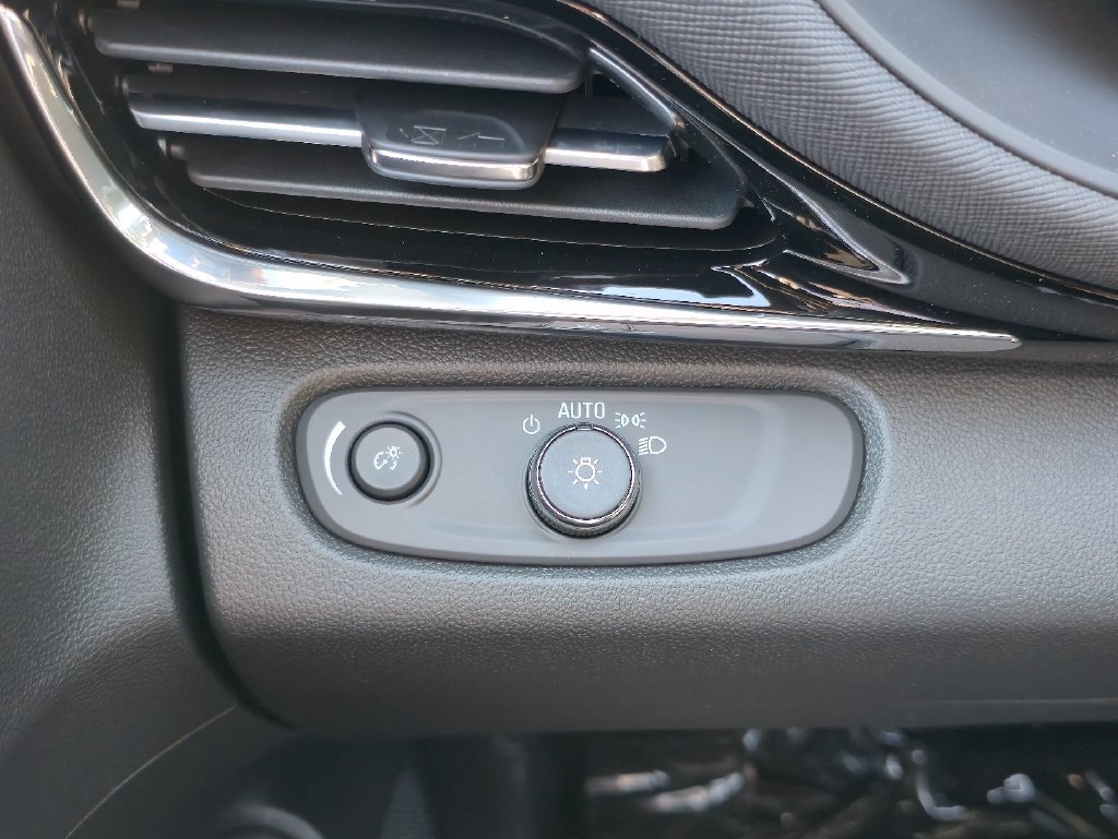 New 2026 Buick Envista Sport Touring w/ Convenience I Package FWD image 17