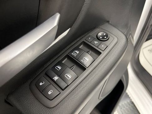 Used 2021 RAM 1500 Big Horn image 35