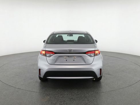 Used 2025 Toyota Corolla LE image 7