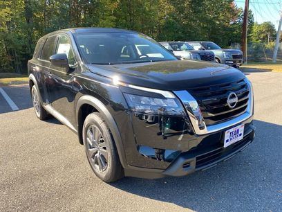 New 2025 Nissan Pathfinder S