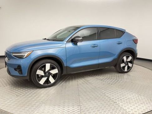 Certified 2023 Volvo C40 P8 Recharge Ultimate image 6