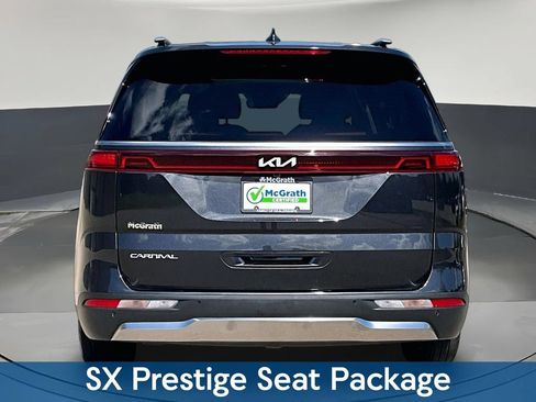 Used 2024 Kia Carnival SX Prestige FWD image 7