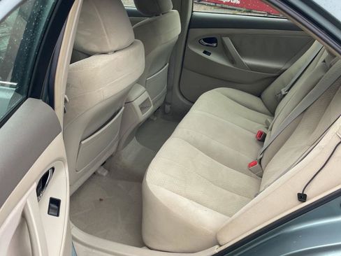 Used 2007 Toyota Camry LE FWD image 17