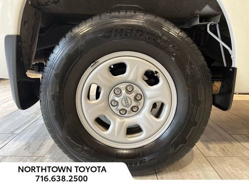 Used 2023 Nissan Frontier S w/ Technology Package image 28