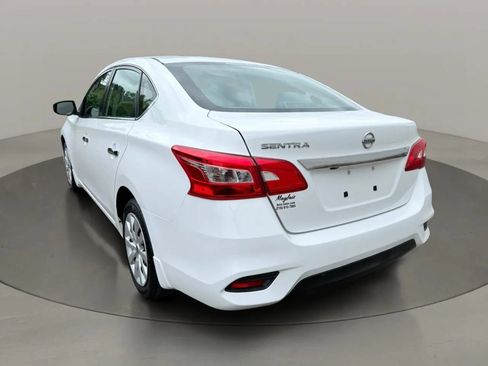 Used 2019 Nissan Sentra S FWD image 6