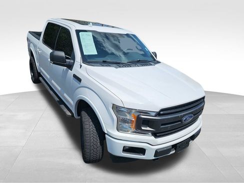 Used 2018 Ford F150 XLT w/ Equipment Group 302A Luxury AWD/4WD image 2