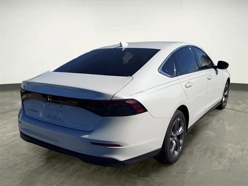 Certified 2024 Honda Accord EX image 5