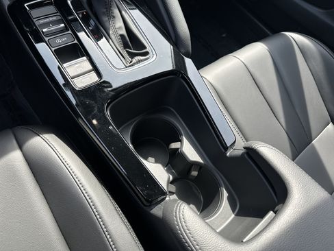 Certified 2024 Acura Integra FWD image 34