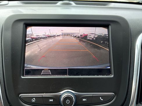 Used 2024 Chevrolet Equinox LS image 13