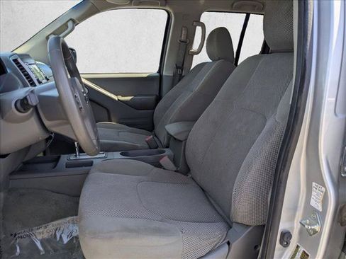 Used 2016 Nissan Frontier SV AWD/4WD image 14