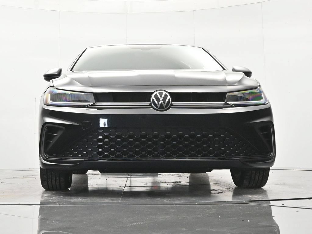 Used 2025 Volkswagen Jetta Sport FWD image 37