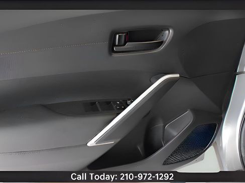 Used 2024 Toyota Corolla Cross AWD Hybrid image 23