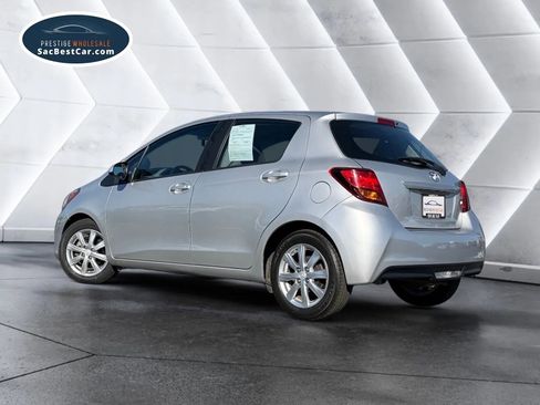 Used 2016 Toyota Yaris LE image 6